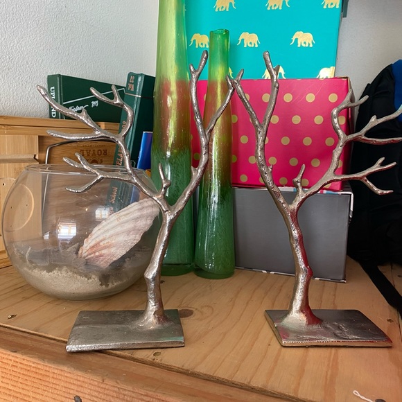 Metal trees - Picture 2 of 2